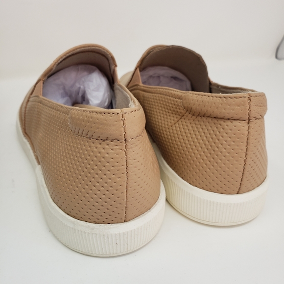 Naturalizer Zola Slip On Sneakers NIB - Picture 5 of 6